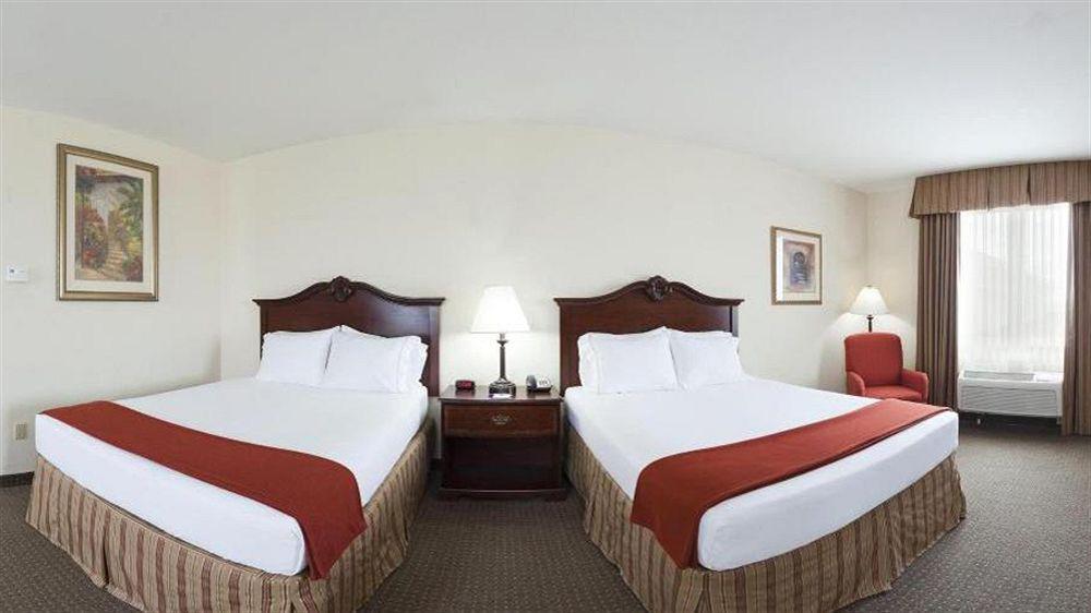 Holiday Inn Express Hotel & Suites Woodward Hwy 270 By Ihg Ngoại thất bức ảnh