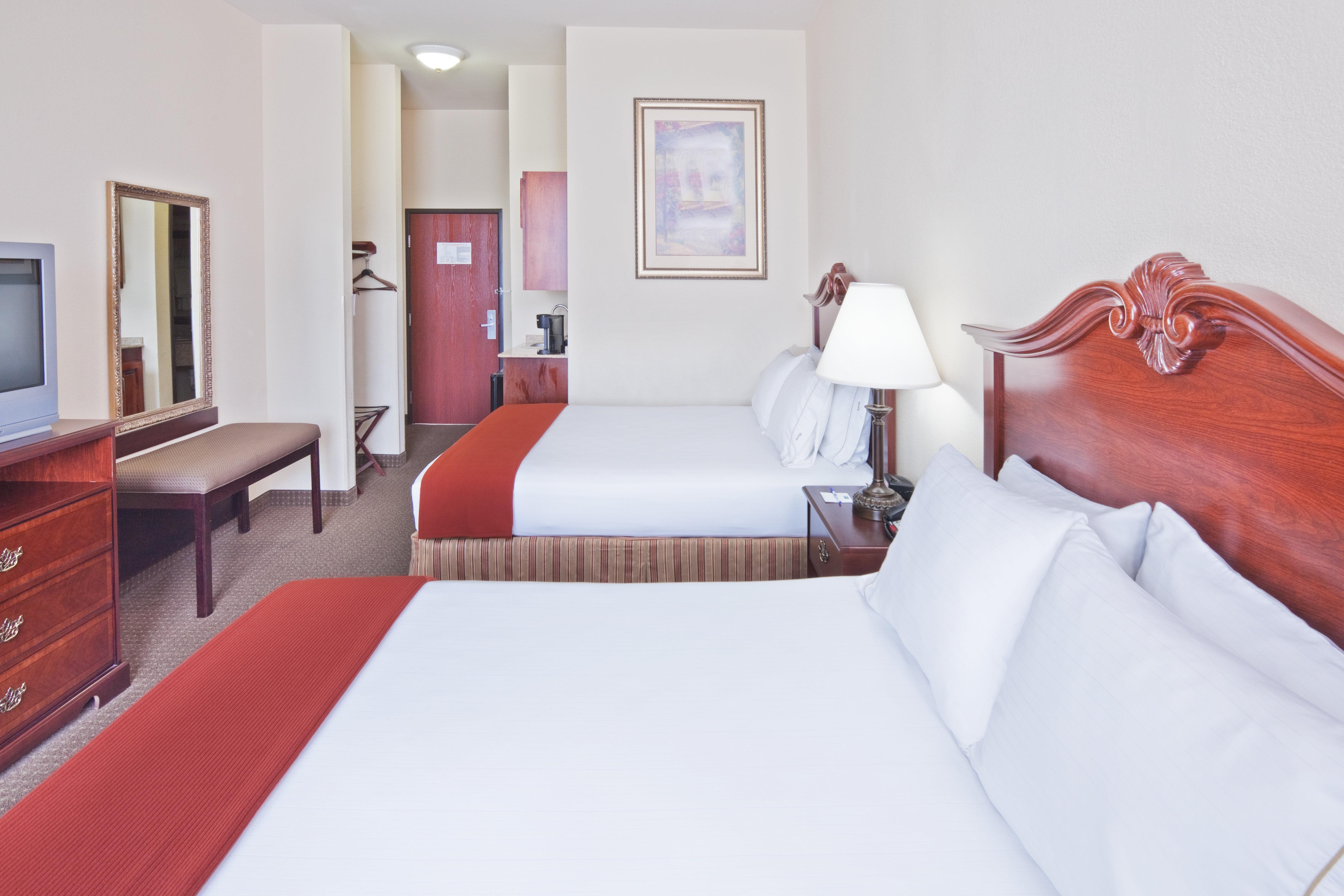 Holiday Inn Express Hotel & Suites Woodward Hwy 270 By Ihg Ngoại thất bức ảnh