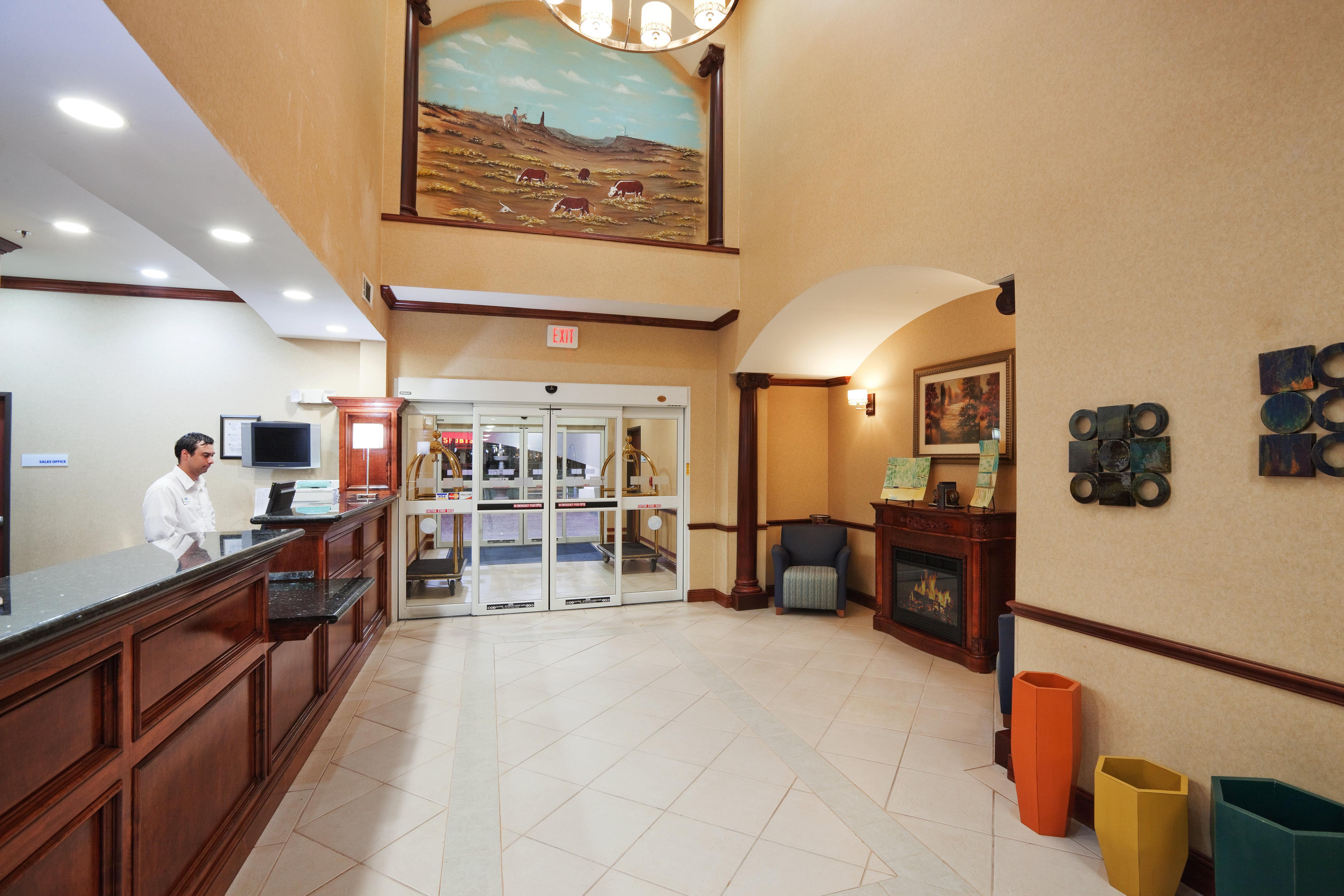 Holiday Inn Express Hotel & Suites Woodward Hwy 270 By Ihg Ngoại thất bức ảnh