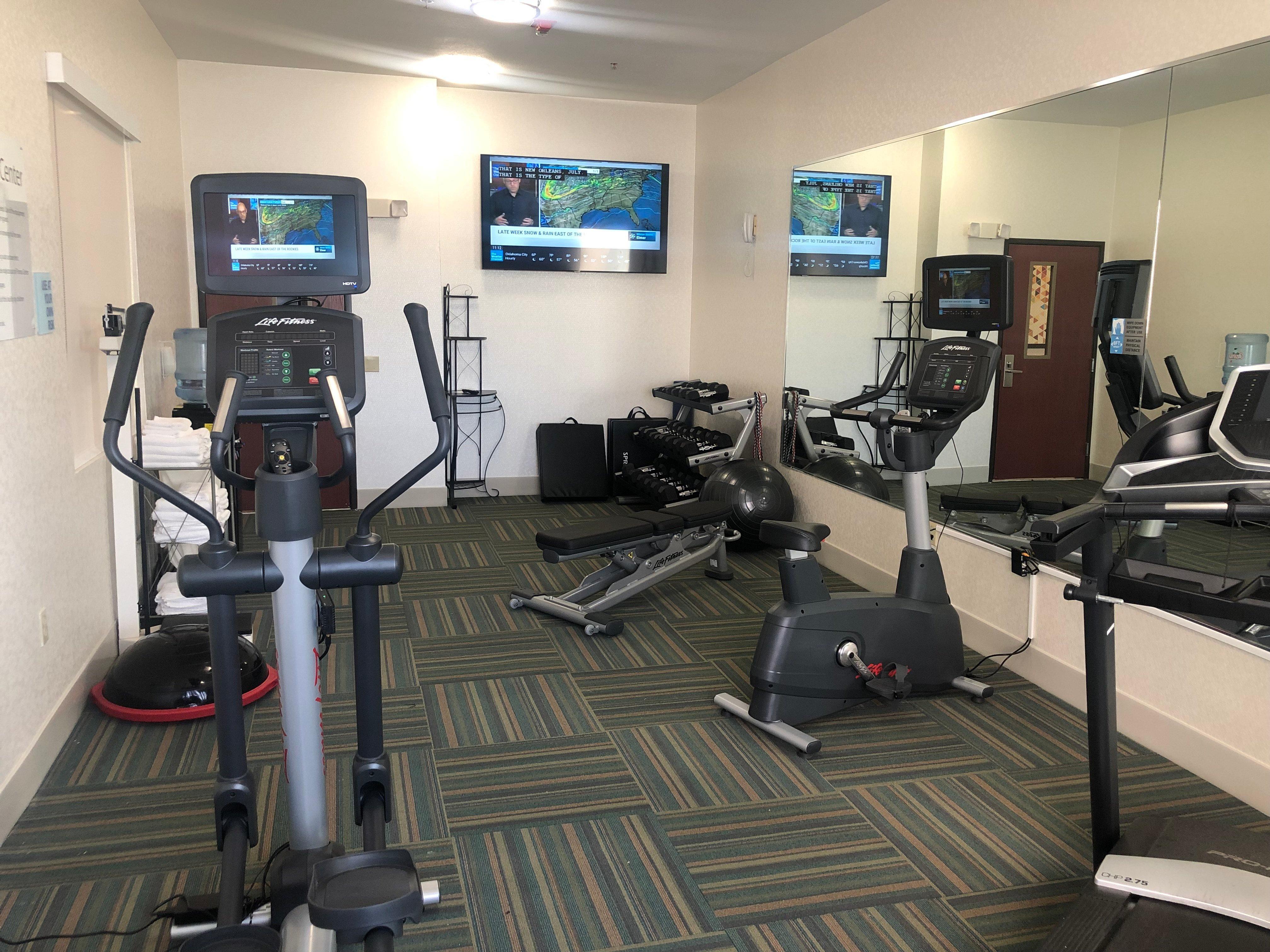 Holiday Inn Express Hotel & Suites Woodward Hwy 270 By Ihg Ngoại thất bức ảnh