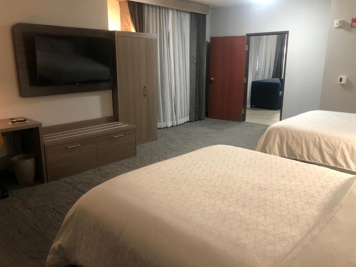Holiday Inn Express Hotel & Suites Woodward Hwy 270 By Ihg Ngoại thất bức ảnh