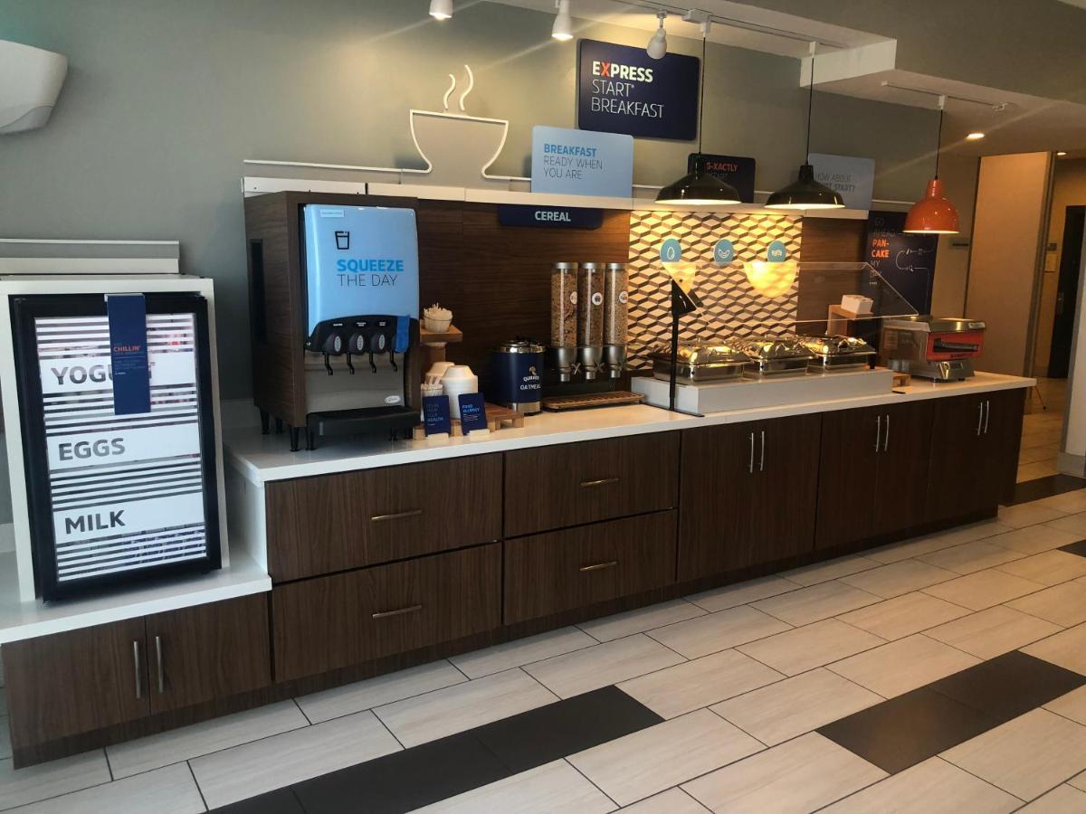 Holiday Inn Express Hotel & Suites Woodward Hwy 270 By Ihg Ngoại thất bức ảnh