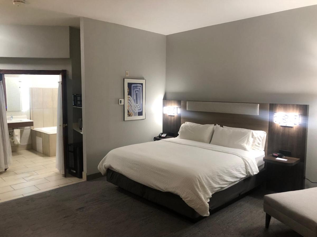 Holiday Inn Express Hotel & Suites Woodward Hwy 270 By Ihg Ngoại thất bức ảnh