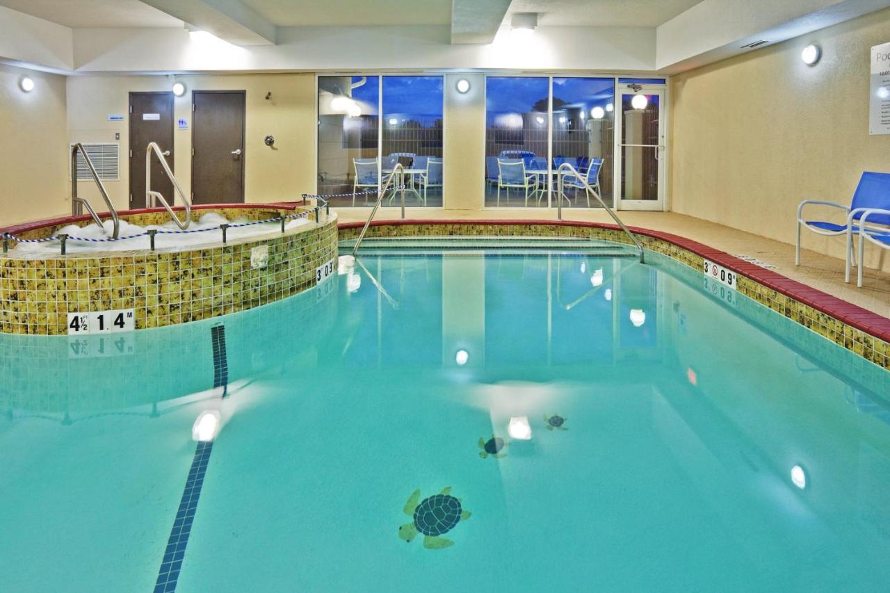 Holiday Inn Express Hotel & Suites Woodward Hwy 270 By Ihg Ngoại thất bức ảnh