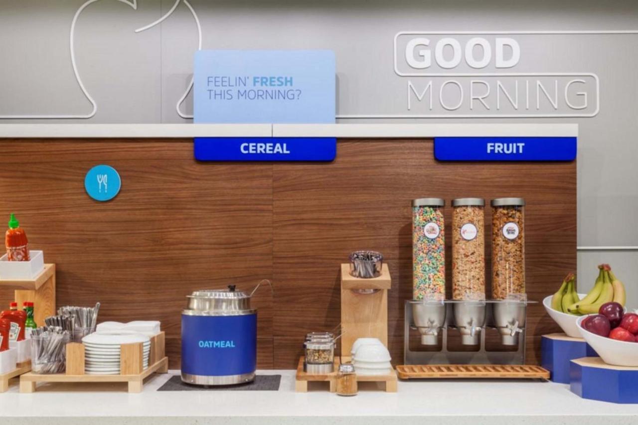 Holiday Inn Express Hotel & Suites Woodward Hwy 270 By Ihg Ngoại thất bức ảnh